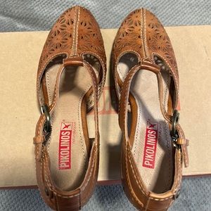 Beautiful leather closed toe heels